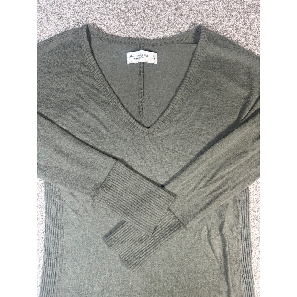 Abercrombie & Fitch Soft A&F Cozy Olive Green V-Neck Ribbed Long Sleeve Top S